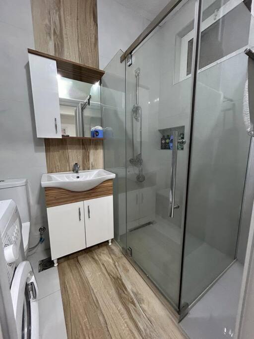 Cozy Corner Apartment Gjakova Bagian luar foto