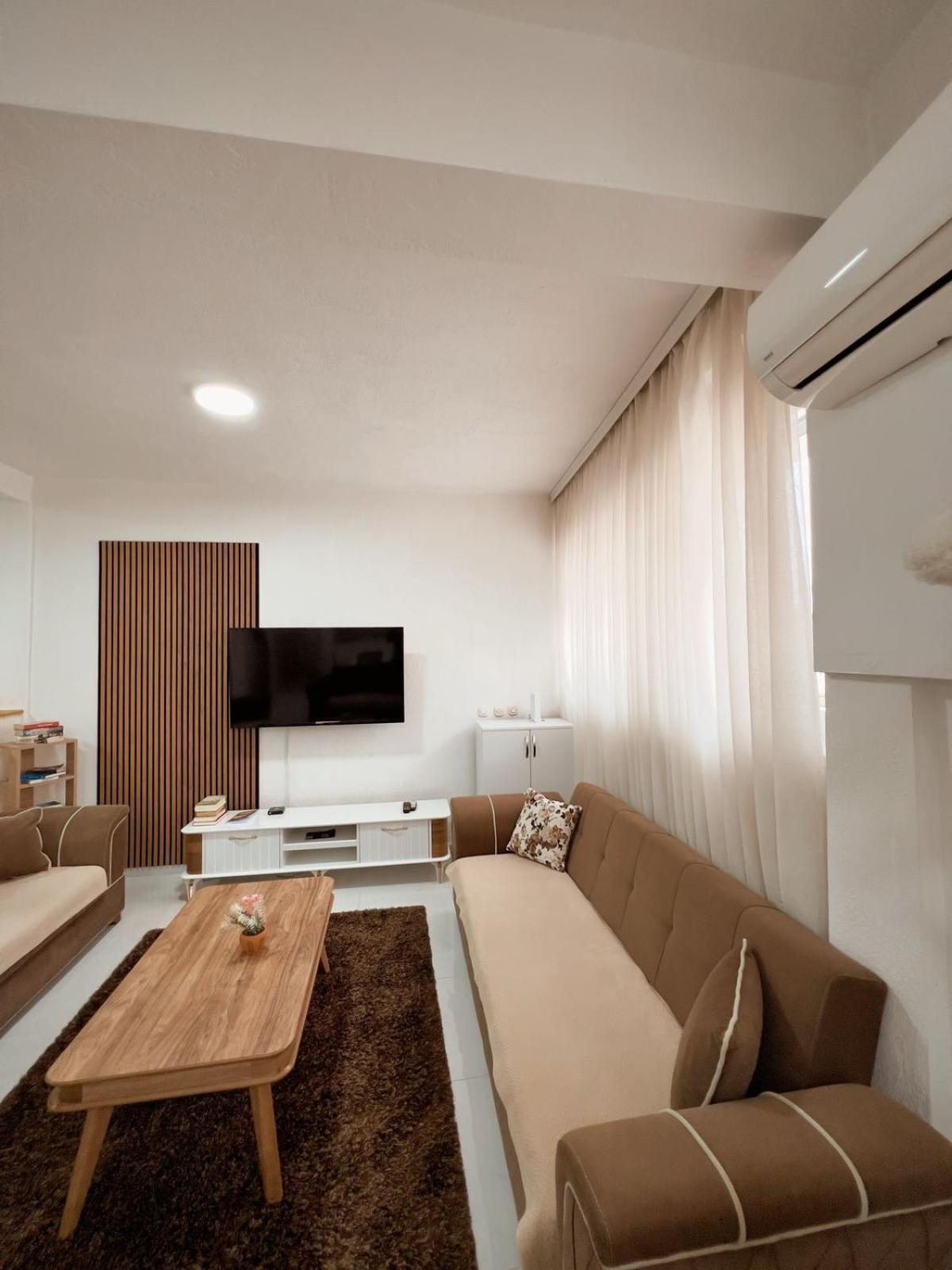 Cozy Corner Apartment Gjakova Bagian luar foto