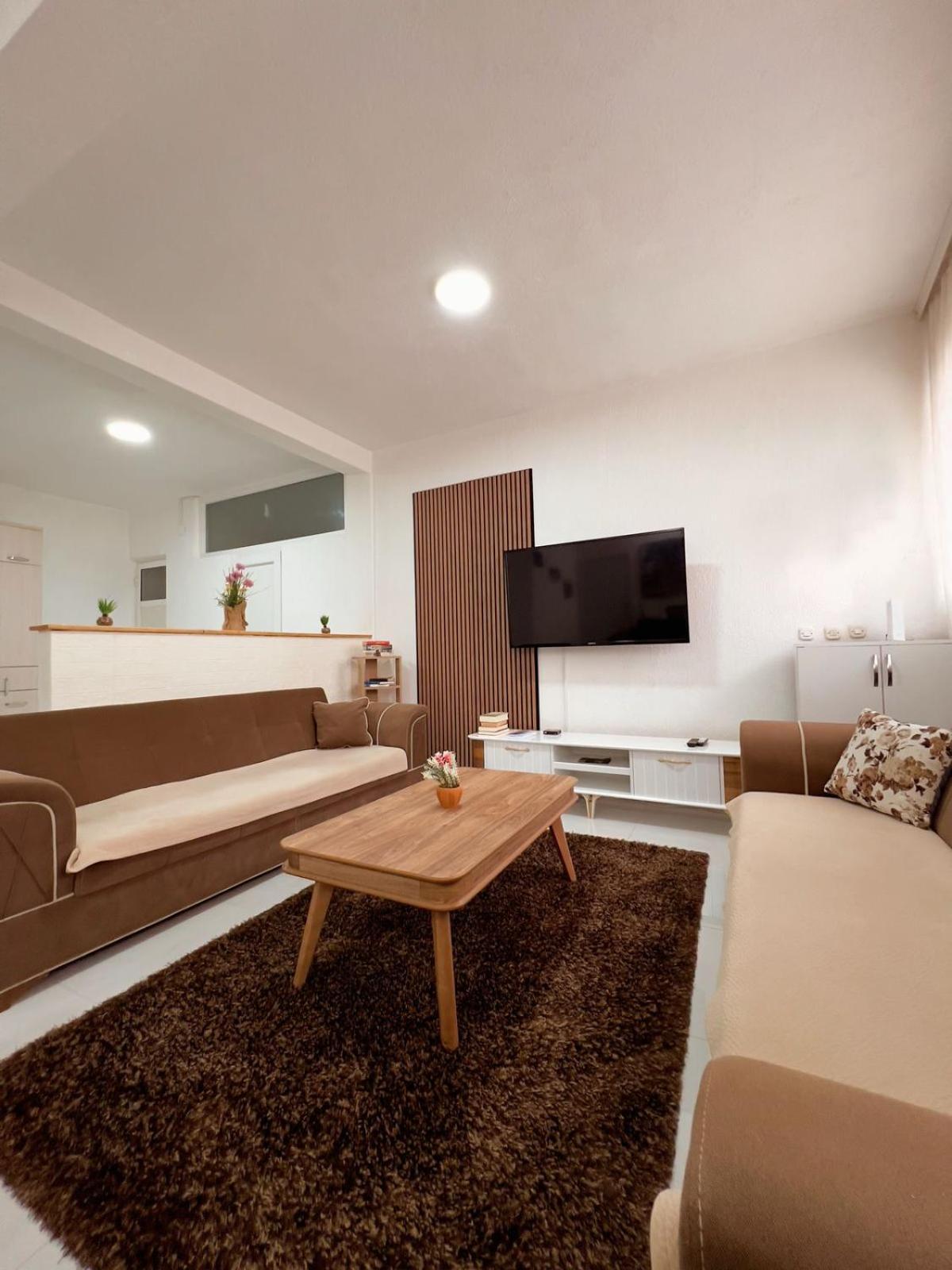 Cozy Corner Apartment Gjakova Bagian luar foto